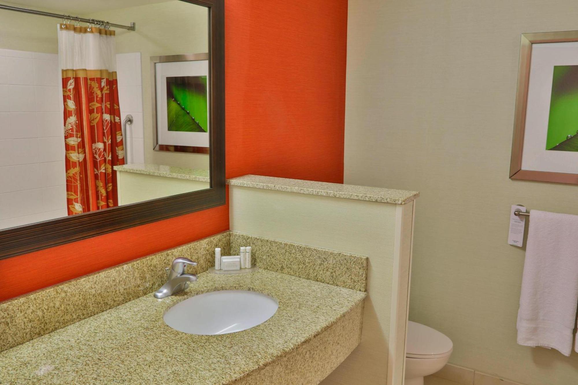 Courtyard North/d'iberville 3*